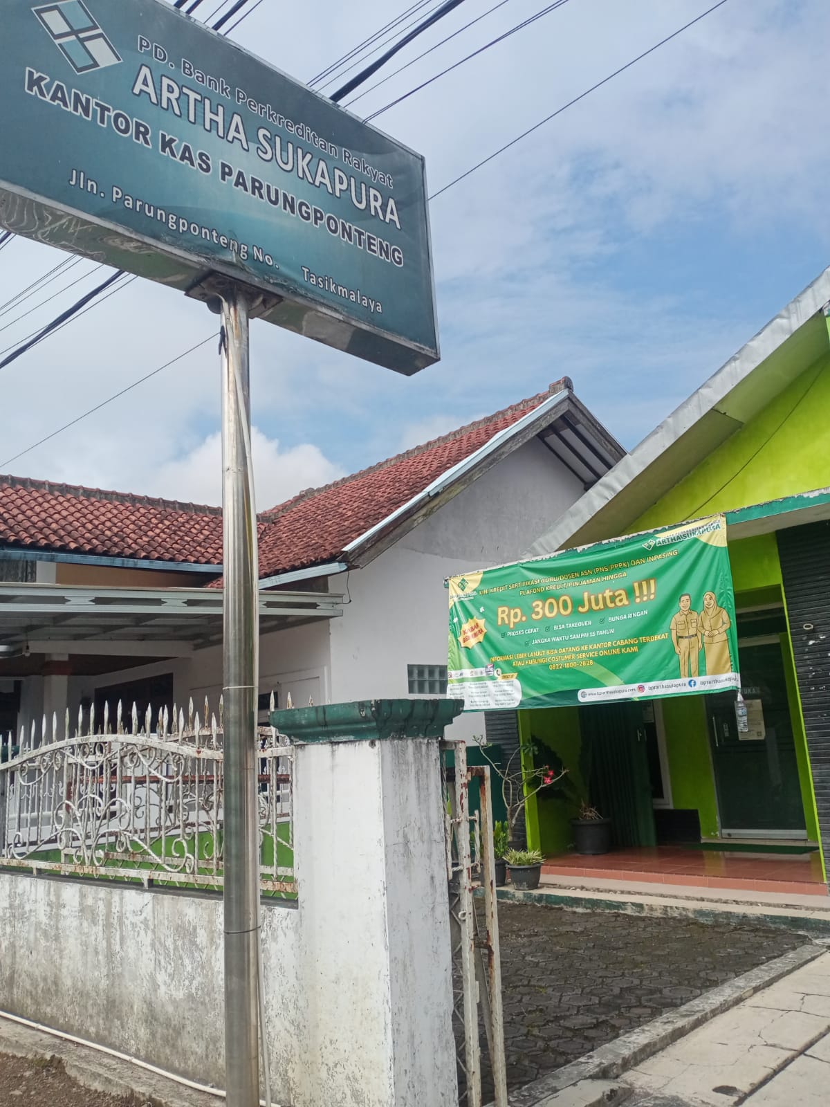 Kantor Kas Parungponteng